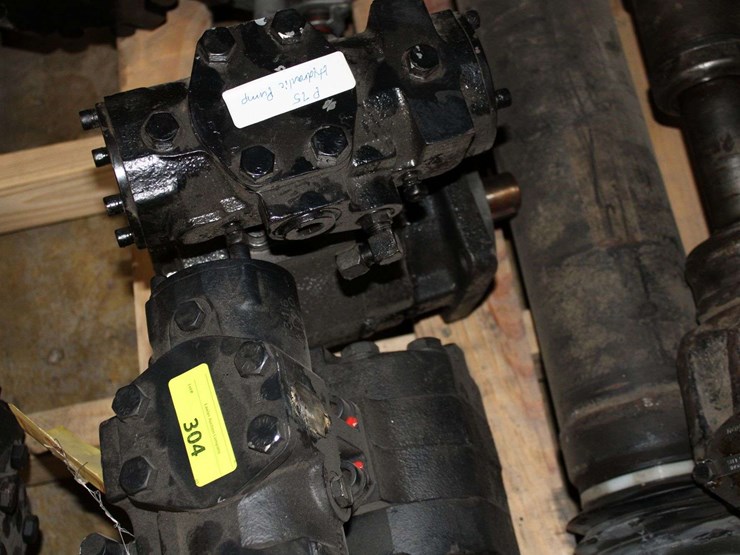 pallet-of-gear-boxes-and-drive-shafts-image-5