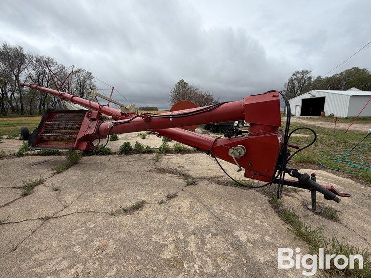 buhler-farm-king-1395-image-5