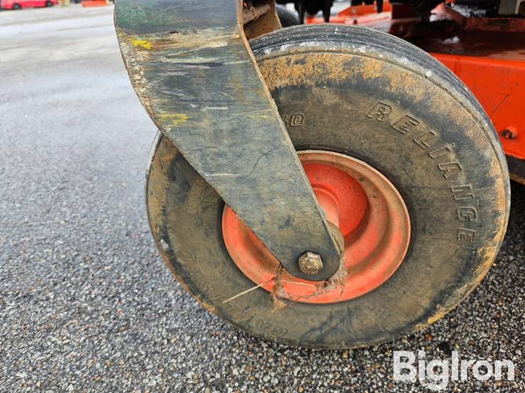 kubota-zd326-image-16