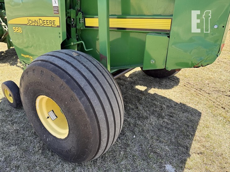 john-deere-568-image-25