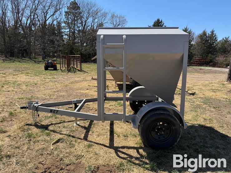 net-gravity-flow-feed-wagon-image-8