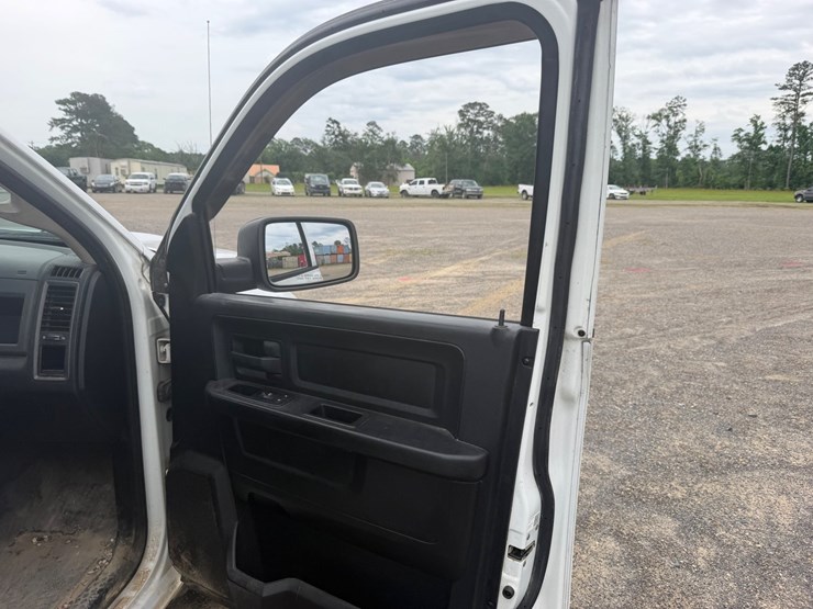 2020-dodge-ram-1500-image-10