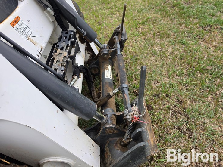 2022-bobcat-s740-image-19