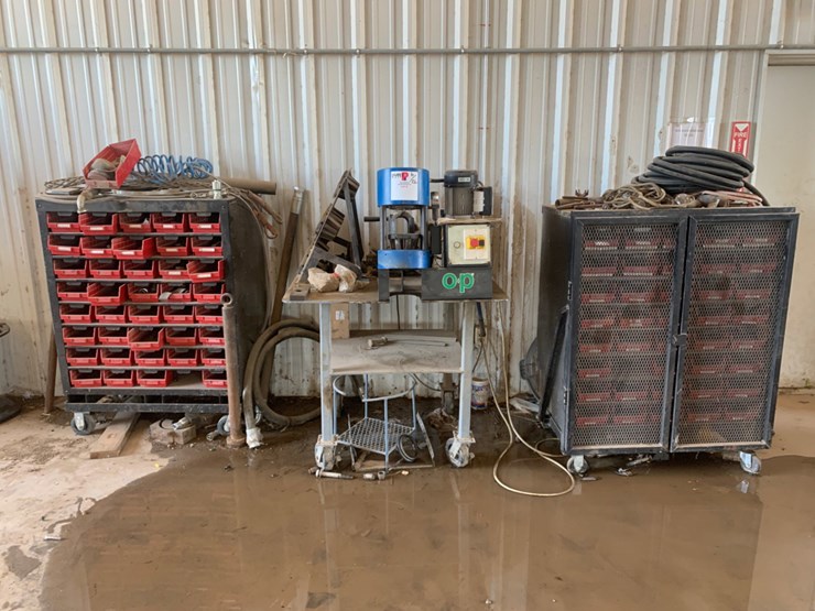 schneider-electric-op-crimper-machine-w/-(2)-8-row-roll-around-bins-and-hydraulic-fittings-image-2