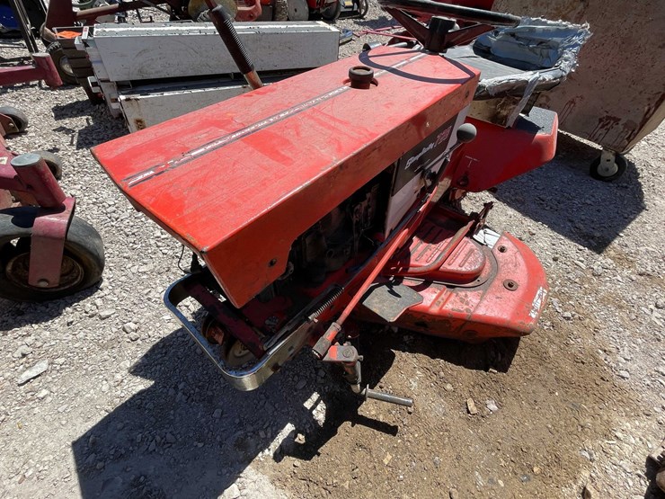 #7413-•-simplicity-728-riding-lawn-mower-image-5