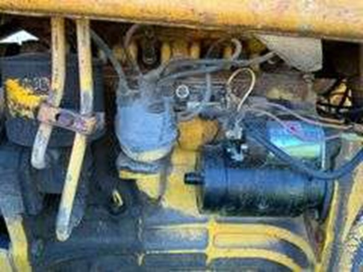 massey-ferguson-2200-image-15