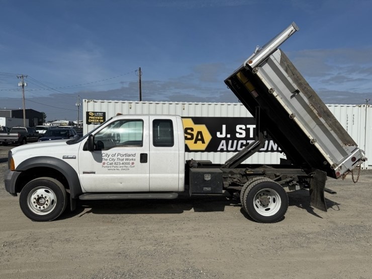 2005-ford-f550-xl-sd-image-33