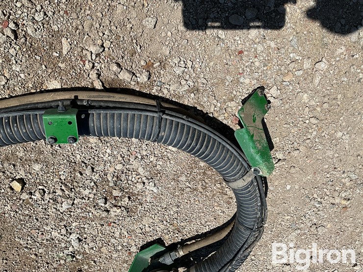 john-deere-r-image-13