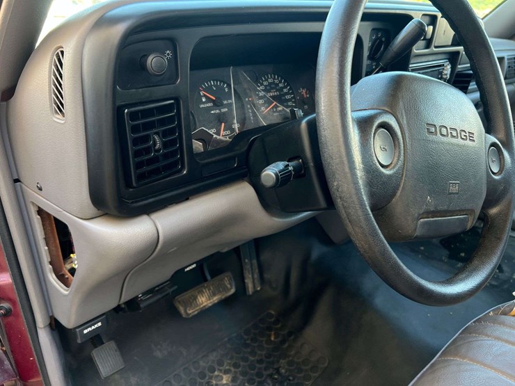 1996-dodge-ram-1500-image-23