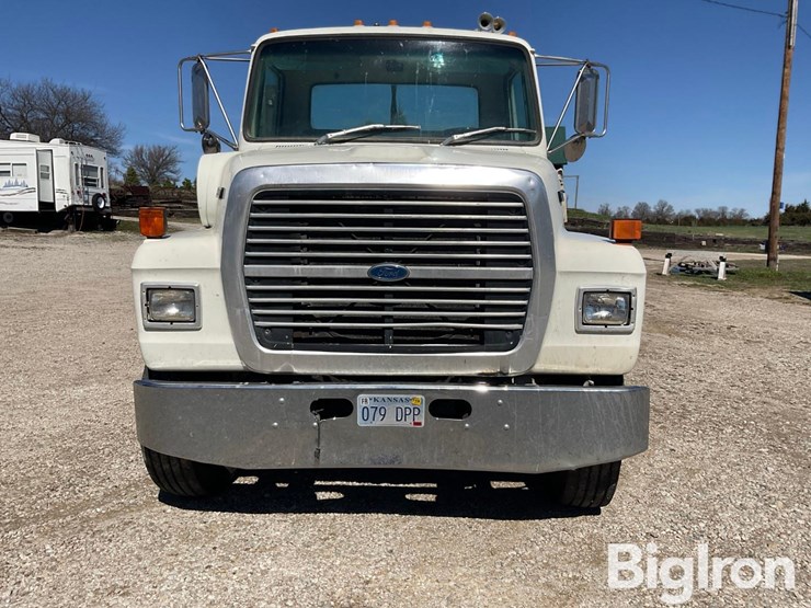 1988-ford-ln8000-image-2