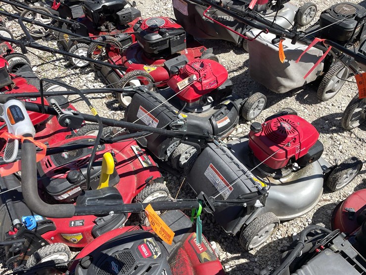 #6979-•-honda-lawn-mower-image-1