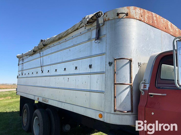 1979-gmc-7000-image-18
