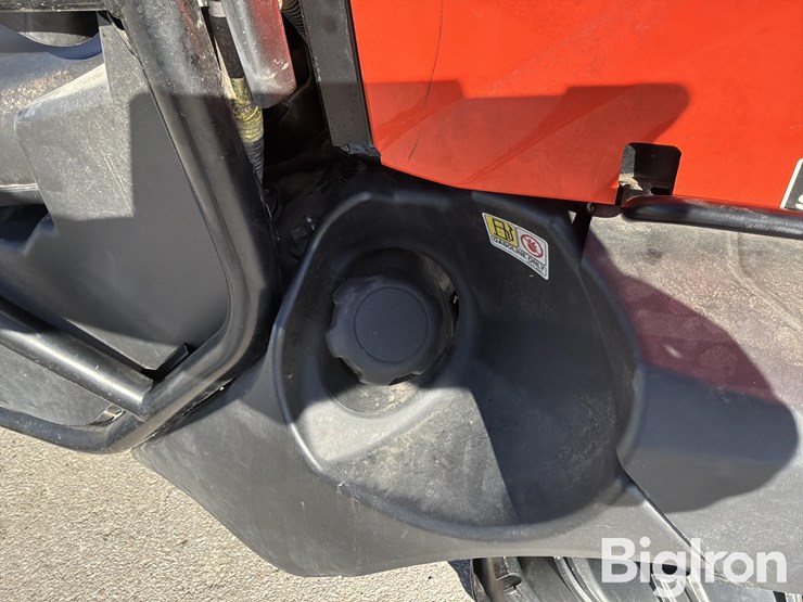 2022-kubota-rtv520-image-14