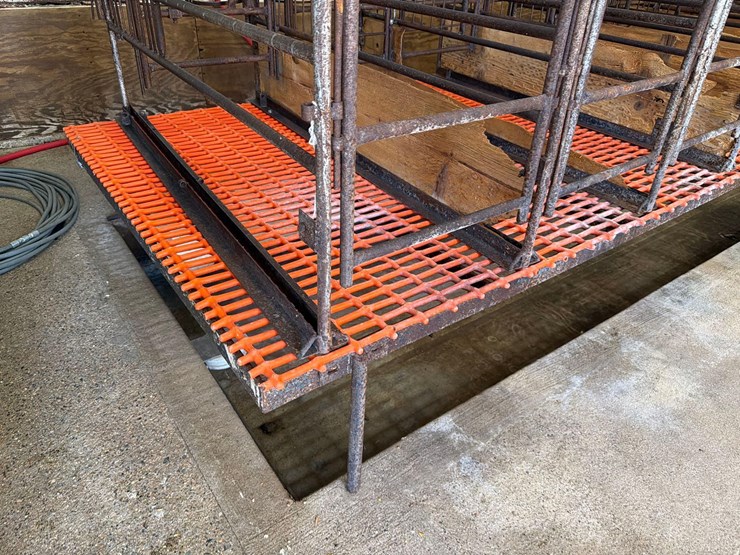 10-sections-of-orange-metal-floor-grates-image-1