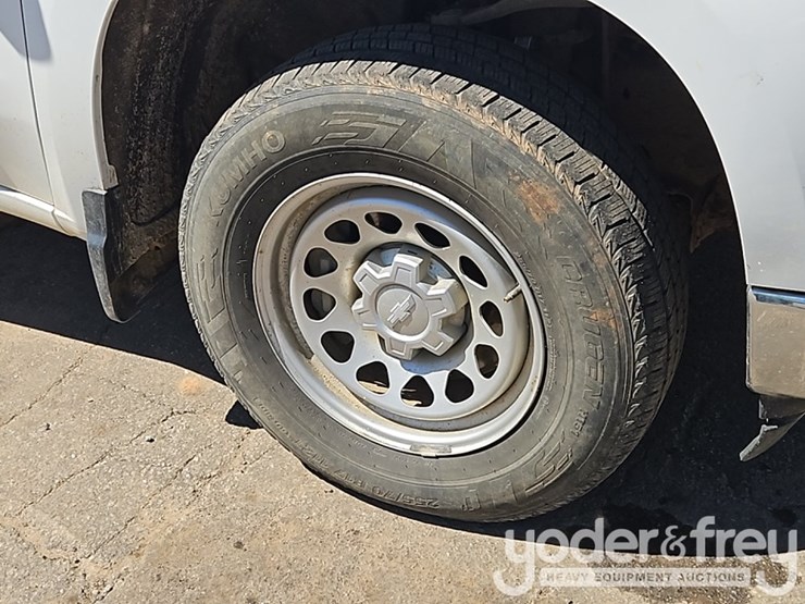 2022-chevrolet-silverado-1500-image-16