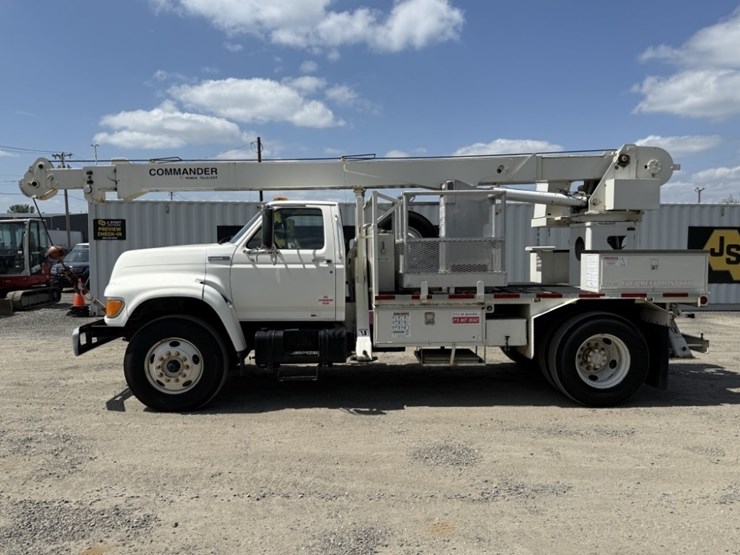 1995-ford-f800-image-7