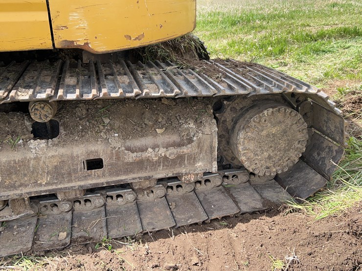 2012-caterpillar-321d-excavator-image-13