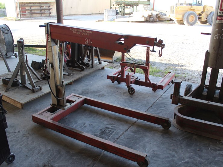 otc-750lb-cap-shop-hoist-image-1