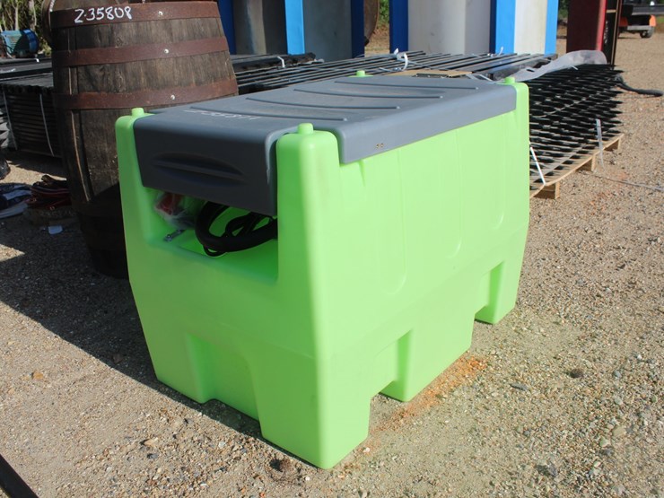 #5116-•-plastic-fuel-tank-with-pump-image-1
