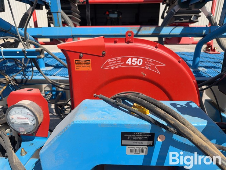 monosem-4-row-research-planter-image-12