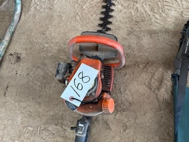 tanaka-tht-200-hedge-trimmer-image-2