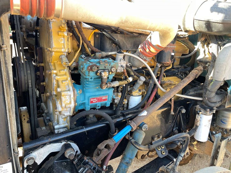1998-peterbilt-379-image-8