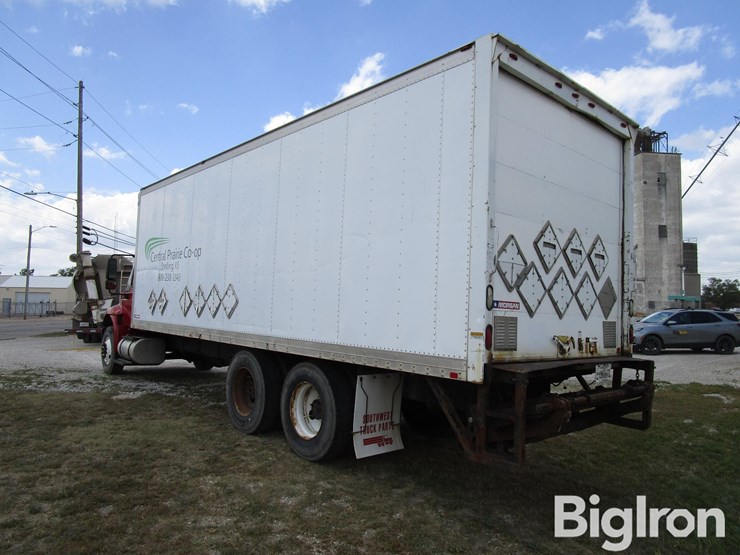 2013-international-durastar-4400-image-7