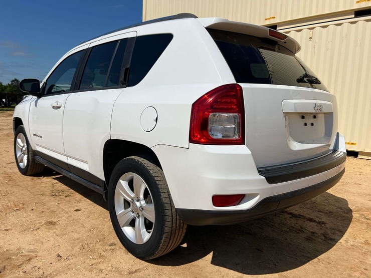 2012-jeep-compass-image-2