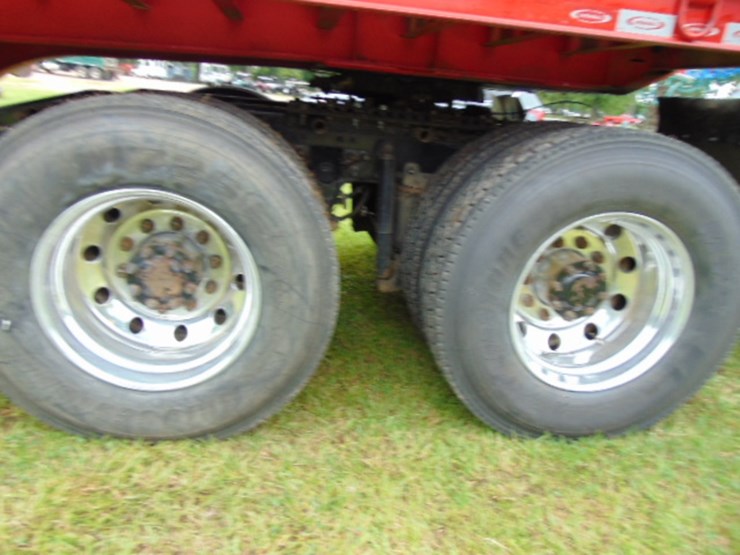 2019-mack-pinnacle-64t-image-4