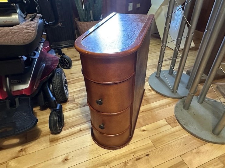 stands-image-5