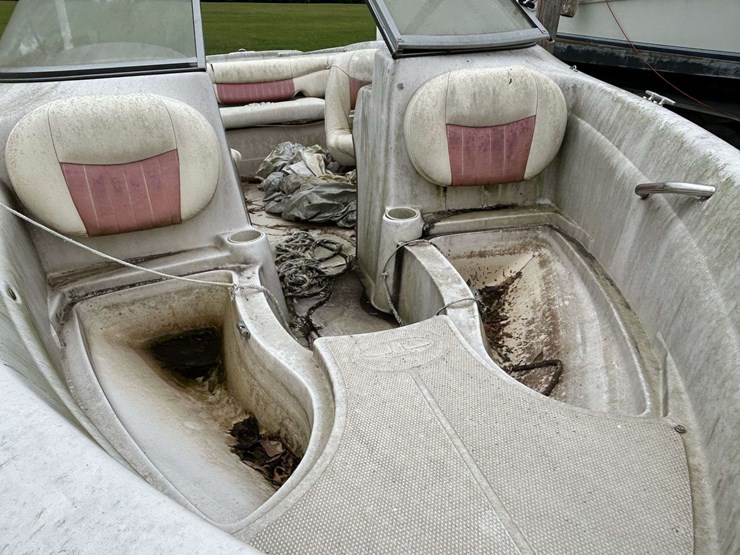 2008-tahoe-q5i-ski-boat-w/mercruiser-alpha-one-inboard-&-aluminum-trailer-(no-title~bos-only) (inop)-image-11