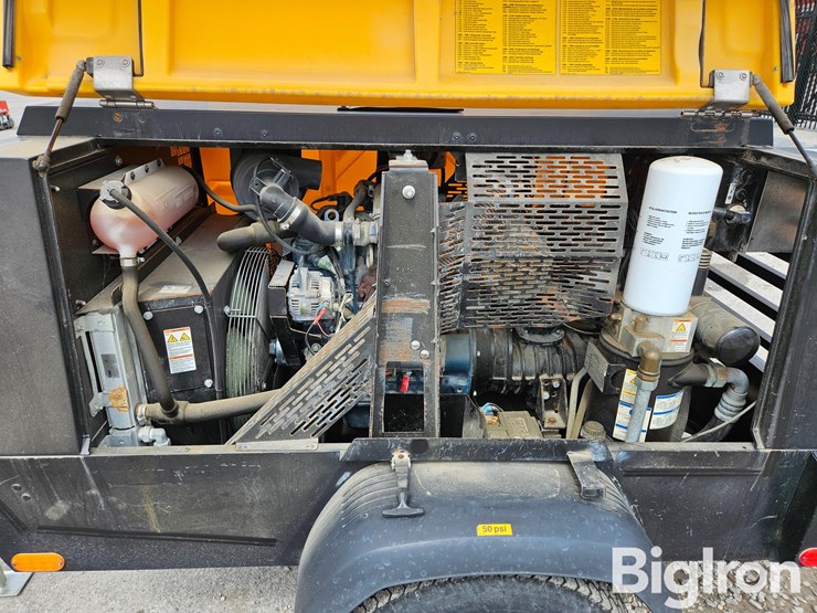 2020-massey-ferguson-730-image-19