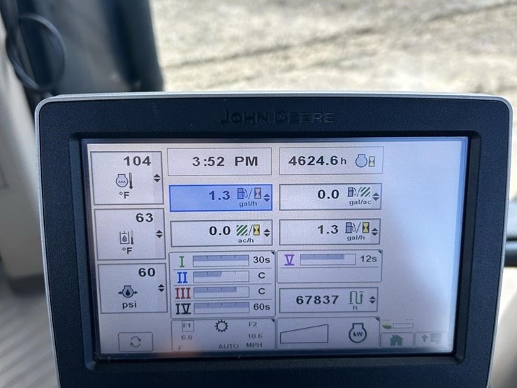 2013-john-deere-9560rt-image-79