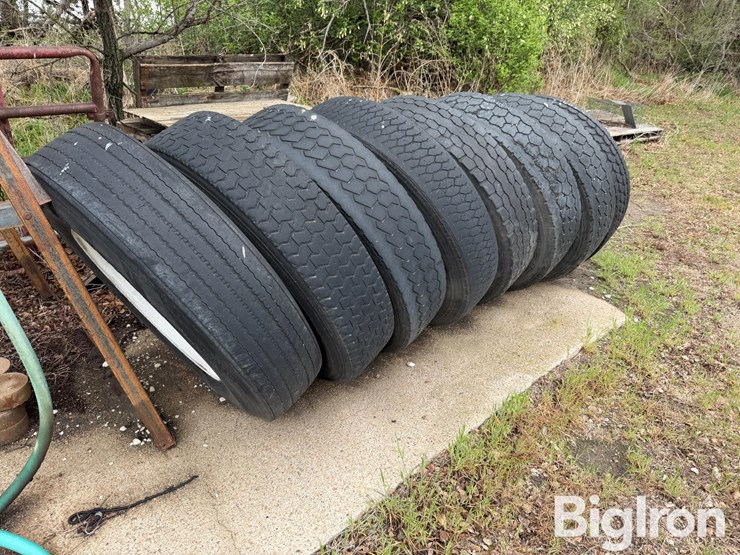truck-tires-&-rims-image-5