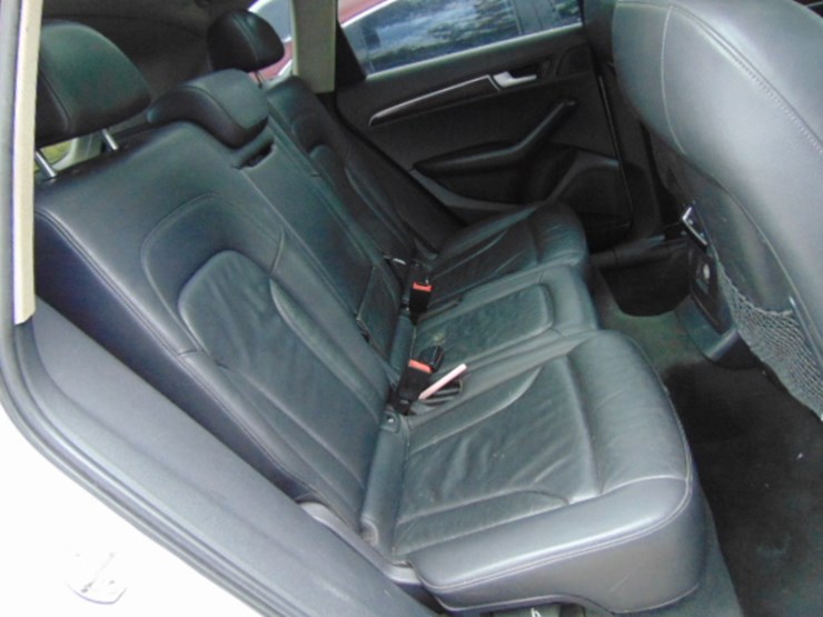 2011-audi-q5-image-4