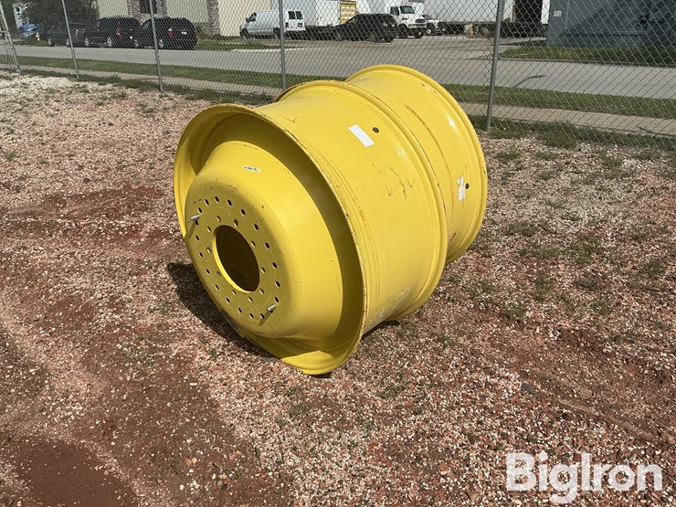 john-deere-18-image-1