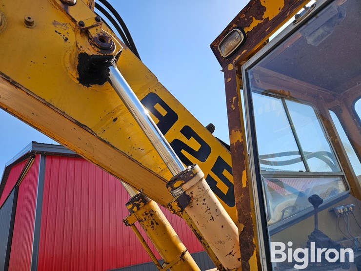 liebherr-r925-image-16