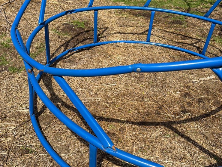 round-bale-feeder-image-5