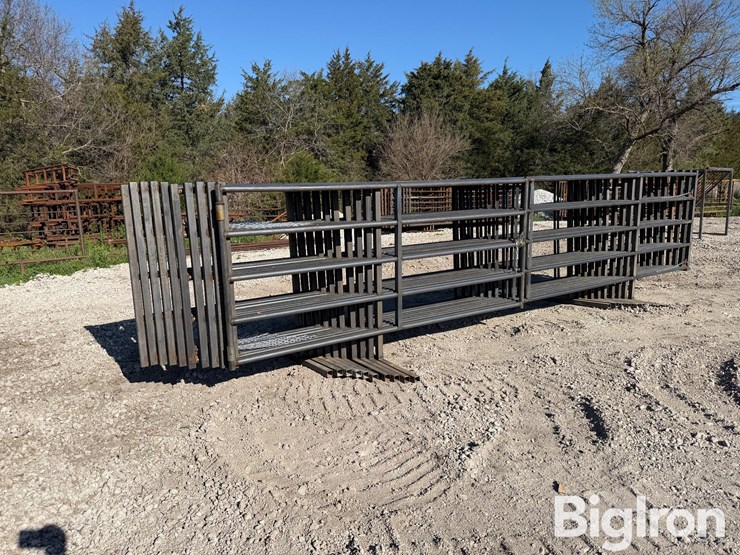 20'-freestanding-livestock-panels-image-3