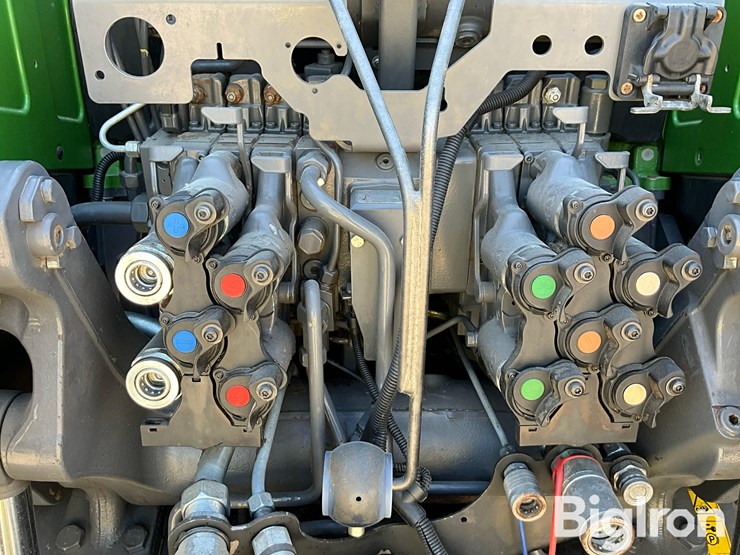 2018-fendt-1050-vario-image-16