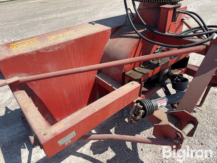 schweiss-96-8'-snow-blower-image-10