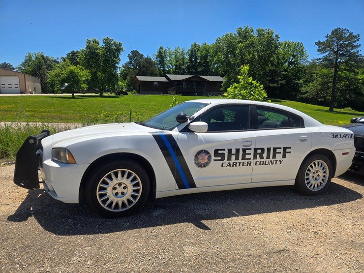 #24339-•-2014-dodge-charger-passenger-car-image-12
