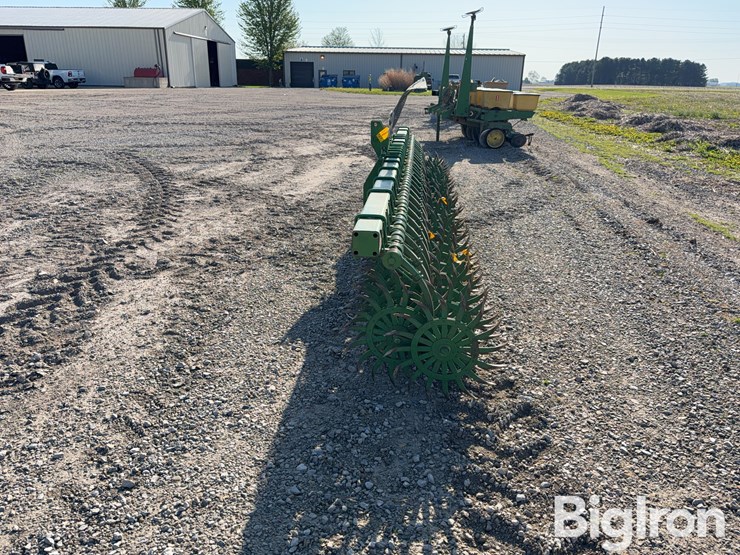john-deere-400-image-8