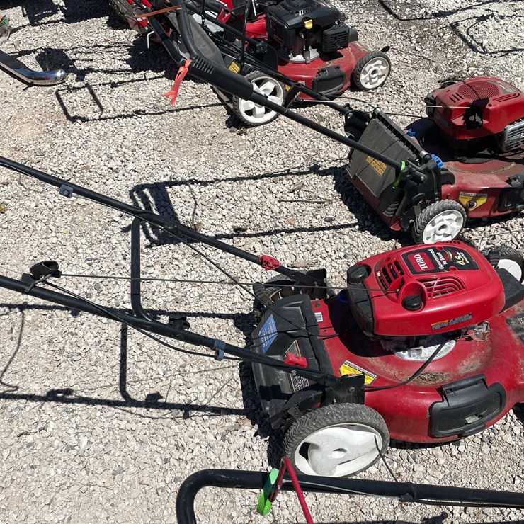 #6988 • Toro Lawn Mower