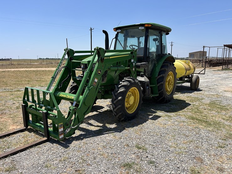 2024-john-deere-5090e-image-1