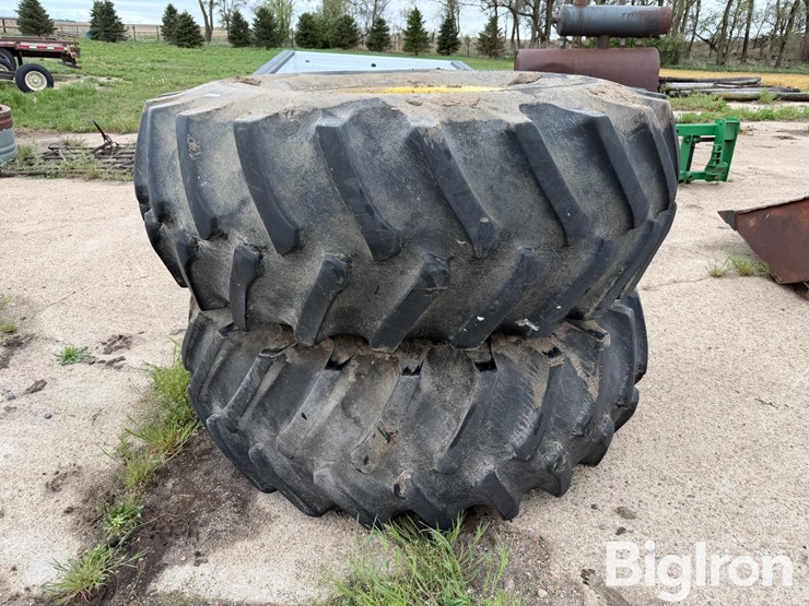 24.5-32-tires-&-rims-image-7