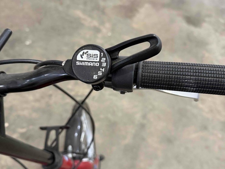 2-like-new-foldable-bikes-image-4