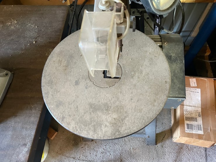 #7008-•-dremel-scroll-saw-on-stand-image-6