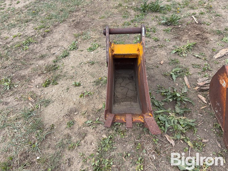 at1011631-bucket-image-2