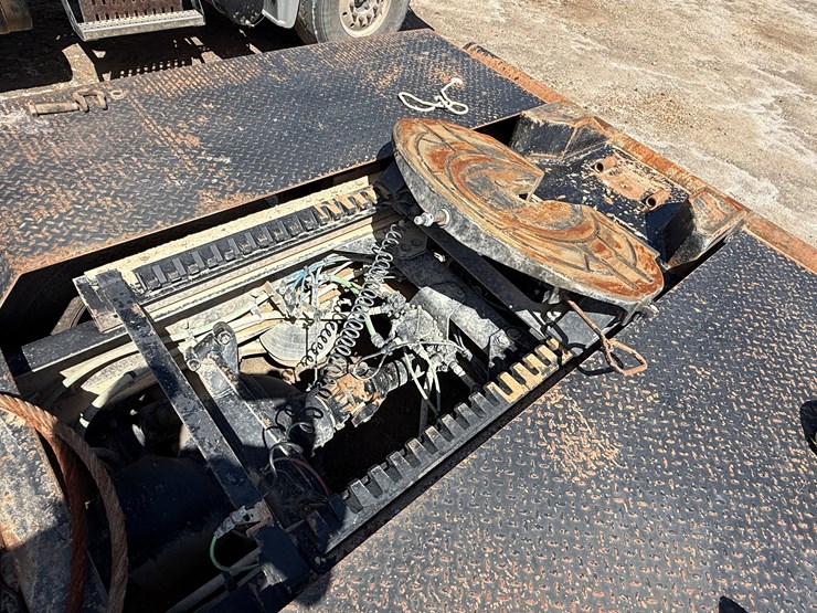 2018-western-star-4700-image-10